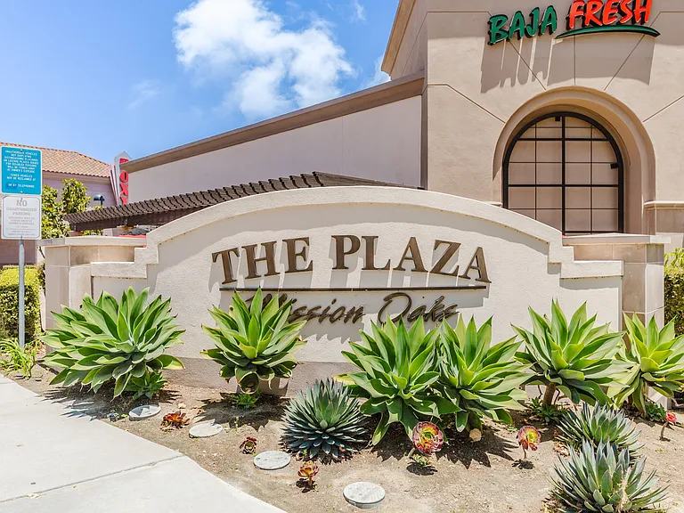 CALIXA Apartment Homes — Photo 36