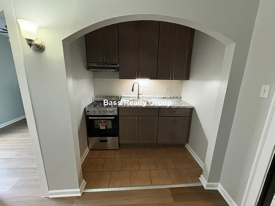 1737 W Estes Ave #308