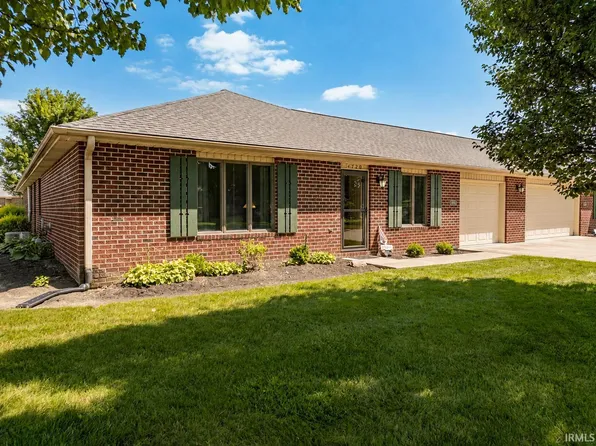 4720 E Heritage Cir, Muncie, IN 47303