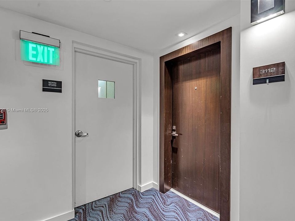 1st image of 650 West Ave APT 3112