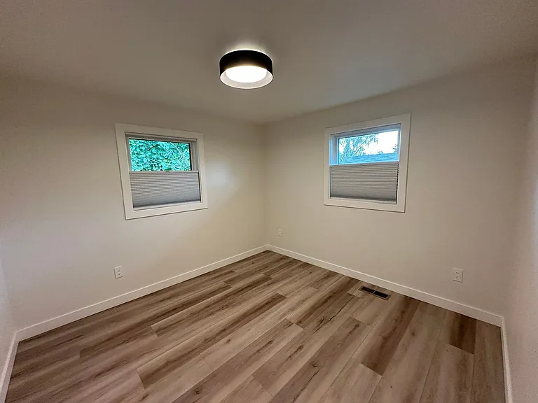 1019 Wilson St — Photo 19