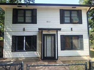 611 NW Columbia Ave #B, Lawton, OK 73507