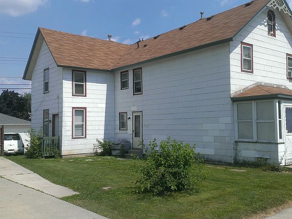 702 West Front & 216 Island