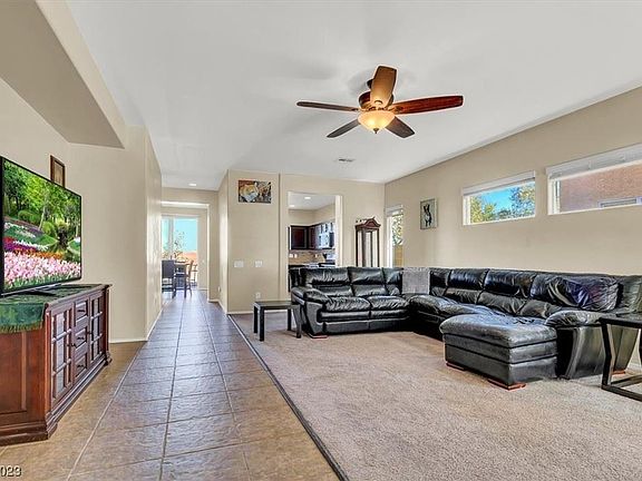 3rd image of 7009 Diver Ave