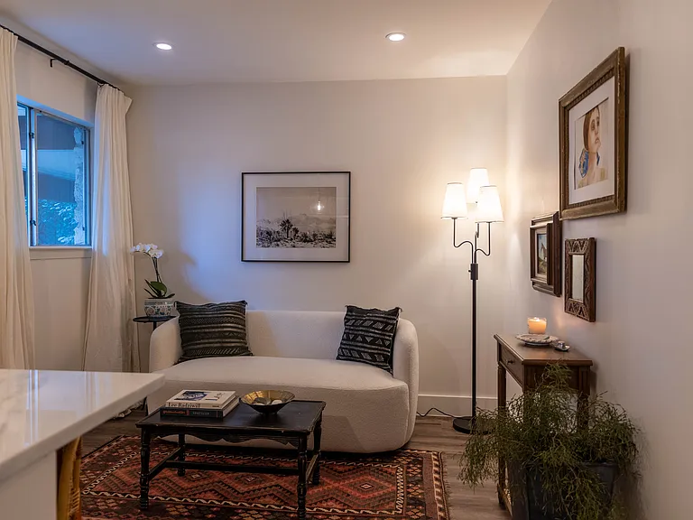 5516 Roosevelt Ave #206 — Photo 8