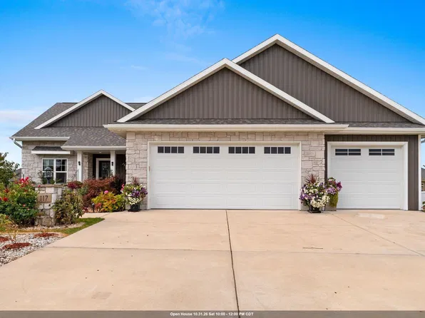 117 Purple Sage Dr, Green Bay, WI 54311