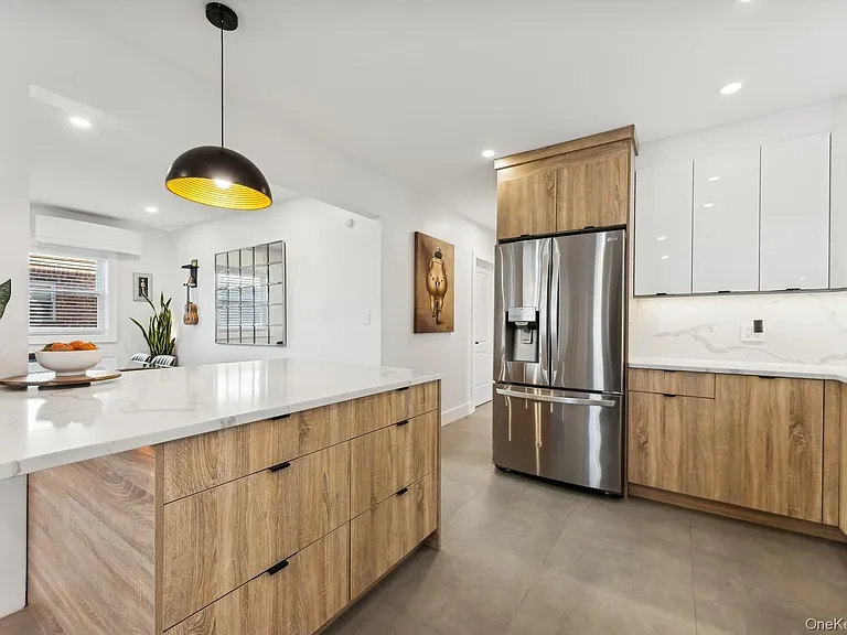 139 Gibson Blvd — Photo 11