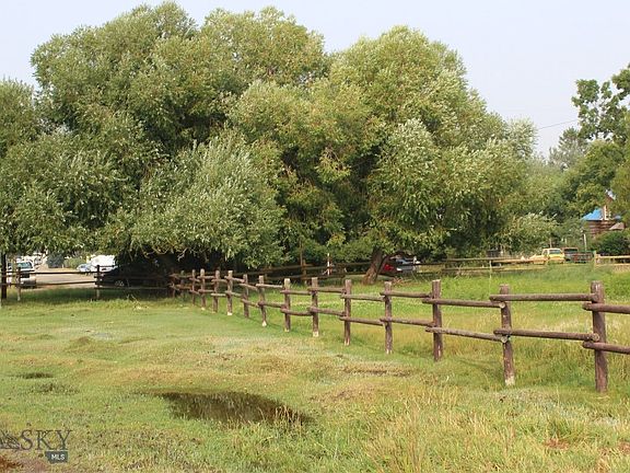 2nd image of East Ave