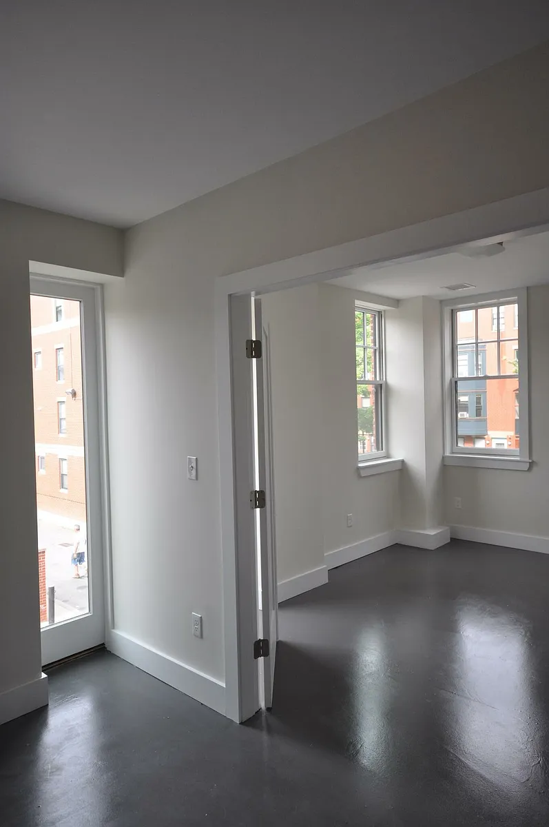 Building Photo - 659 Massachusetts Ave #4B