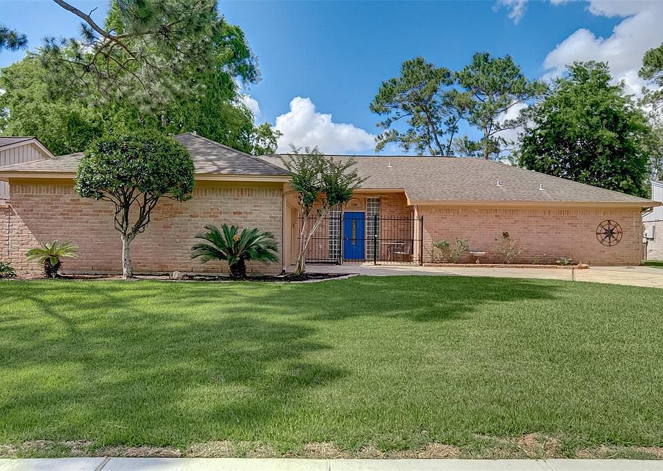 1st image of 2306 Quail Valley East Dr