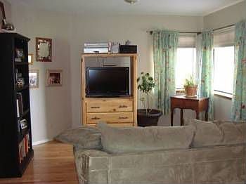 4th image of 55 Derek Dr