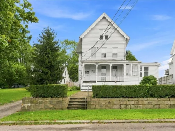 18 Spring St, Westerly, RI 02891