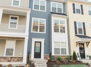51 Broad St, Daleville, VA 24083
