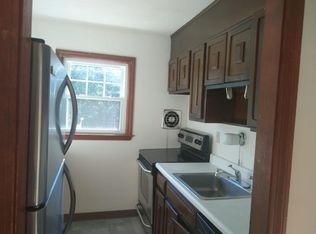 233 Ellington Rd APT 102, East Hartford, CT 06108