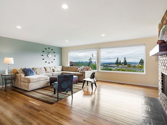 5th image of 13308 SE 44th Pl