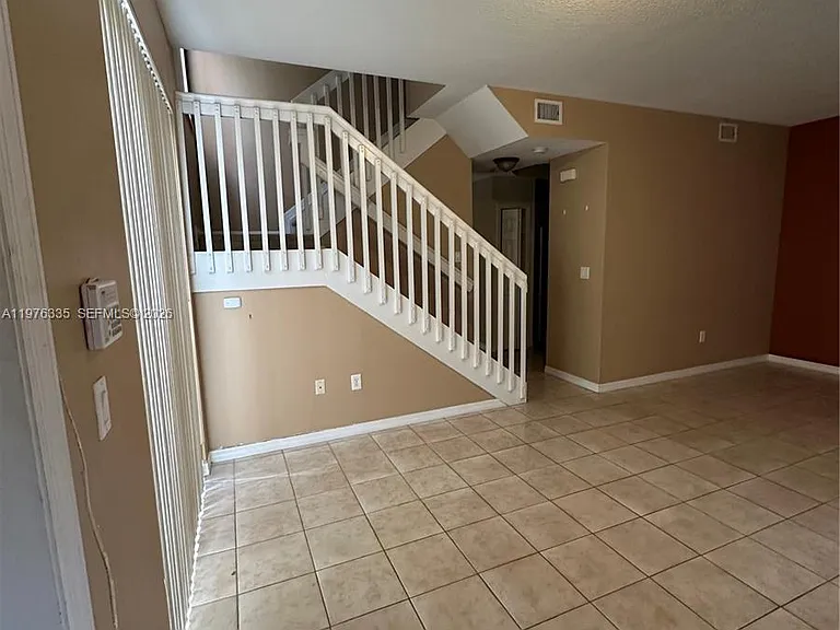 745 SW 107th Ave — Photo 4