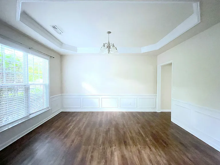 422 Selwood Pl — Photo 5