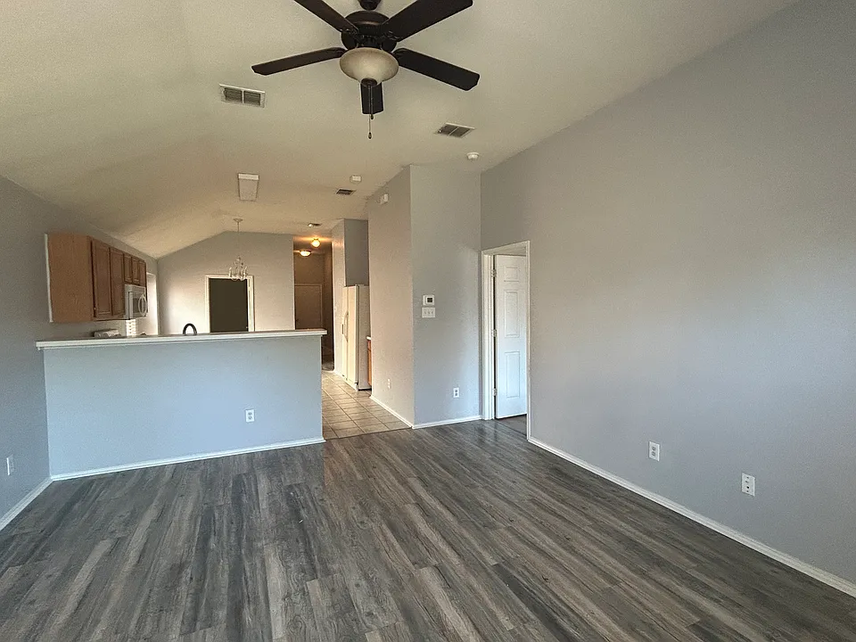 12149 Thicket Bend Dr