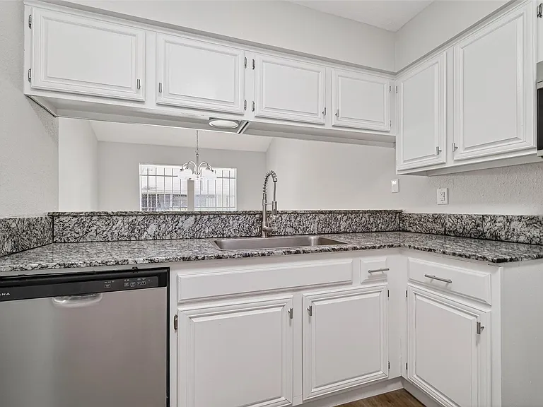 12227 W Village Dr #C — Photo 10