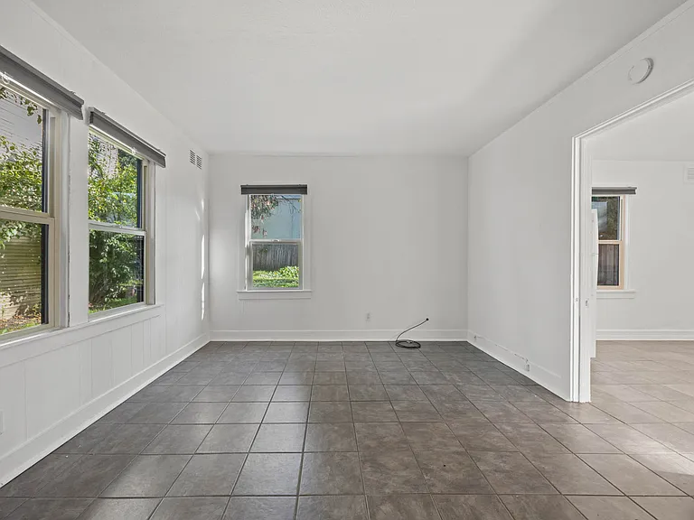 1816 Carleton St #F — Photo 3