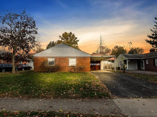 424 Carilla Ln, Columbus, OH 43228