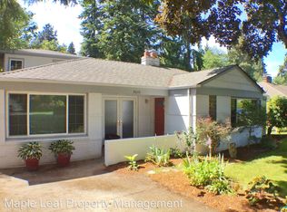 9515 32nd Ave NE, Seattle, WA 98115