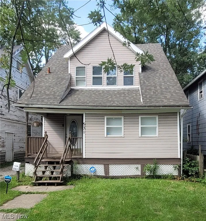 531 Washington St NE photo 1
