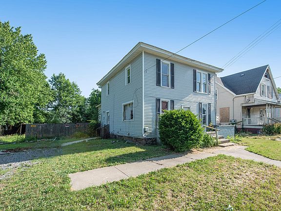 4th image of 226 Cherry St