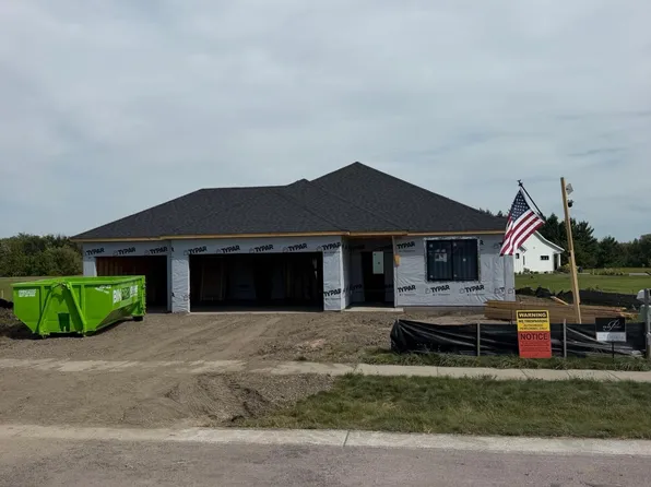 219 Double Eagle Dr, Mankato, MN 56001