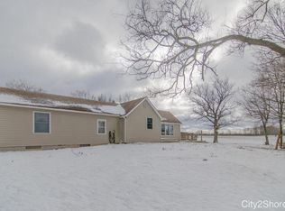 7218 Division Ave N, Comstock Park, MI 49321