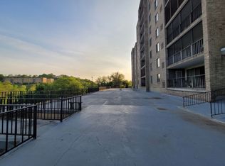 2160 Greentree Rd APT 405W, Pittsburgh, PA 15220