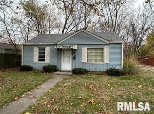 1040 N Walnut St, Springfield, IL 62702