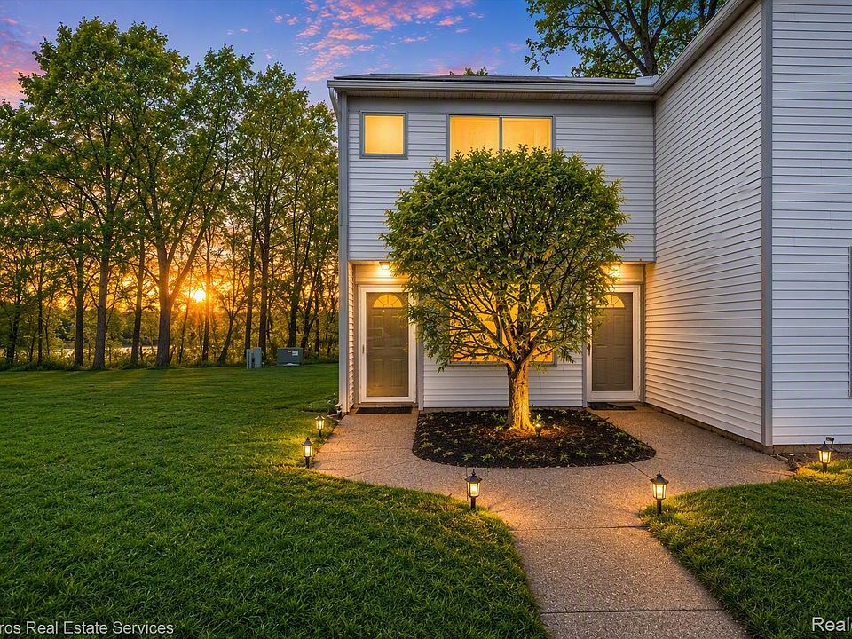 1st image of 64 Rosebud Ln #C