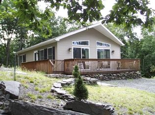 Private Rd, Dingmans Ferry, PA 18328