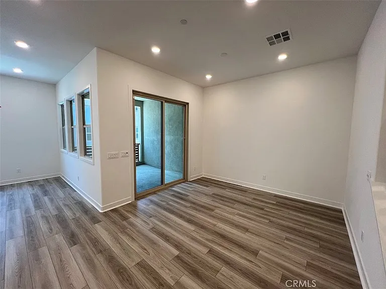 435 Mullberry Pl — Photo 15