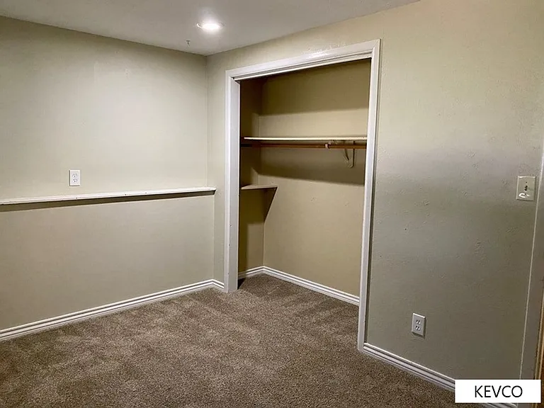 308 Briarwood Rd — Photo 17