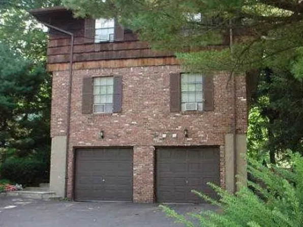 177-179 Vernon Valley Rd, East Northport, NY 11731