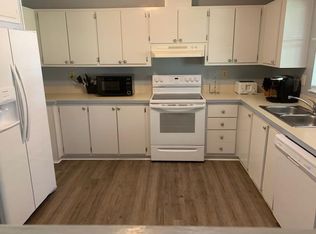 1822 E Schwartz Blvd, Lady Lake, FL 32159