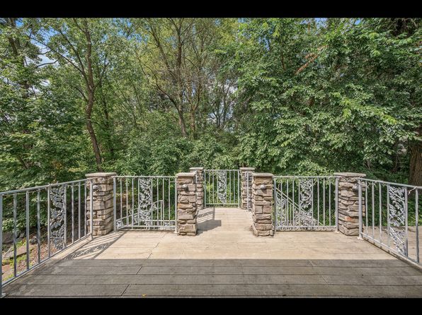 (undisclosed Address)