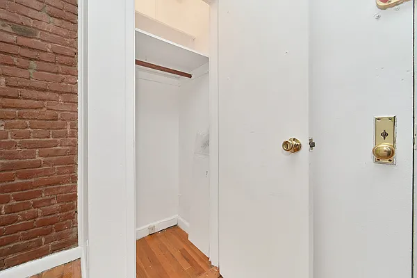 Rented by Living New York | media 18