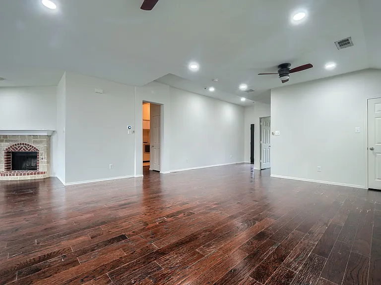 616 Smokebrush St — Photo 11