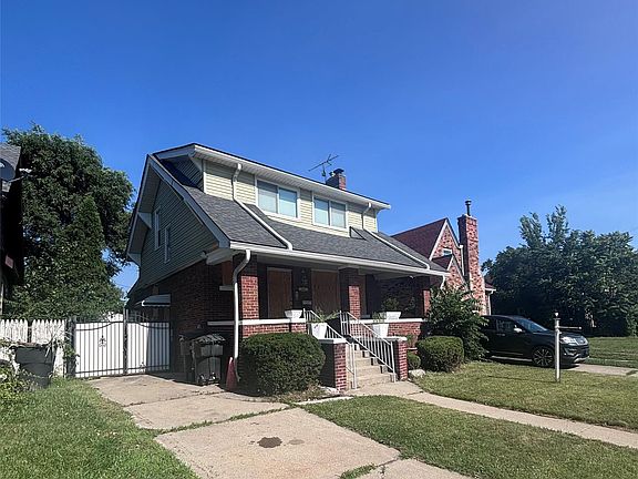 3rd image of 14150 Strathmoor St
