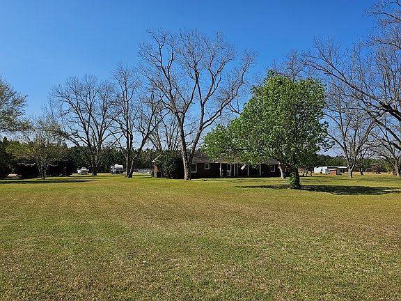 3rd image of 8369 Graves Hwy
