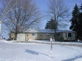 7271 County Road H, Fremont, WI 54940