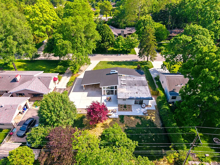 2276 Johnston Rd — Photo 81