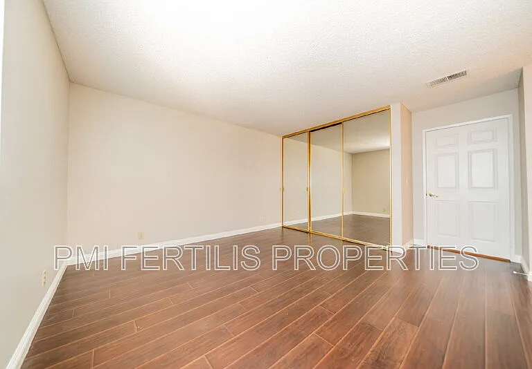 1229 Hibiscus St — Photo 23