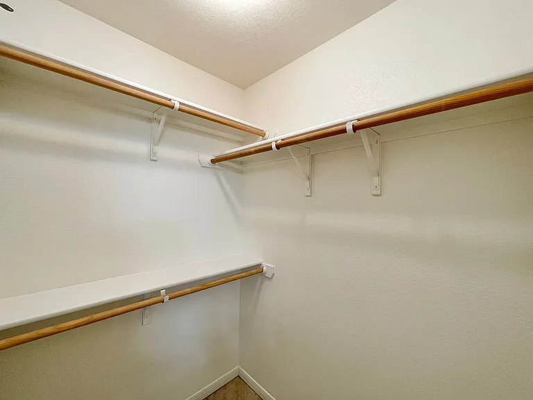 3709 Salt Fork Dr — Photo 15