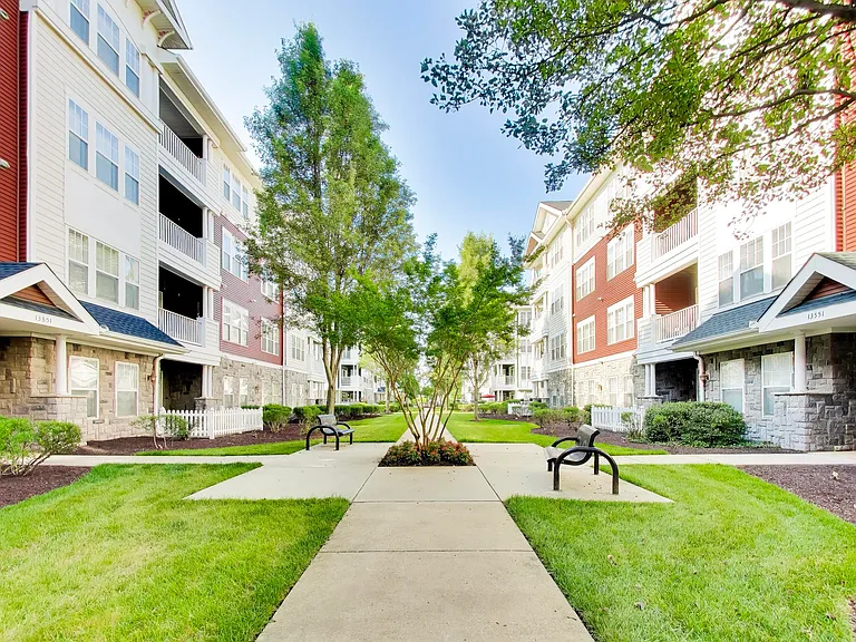 13851 Belle Chasse Blvd #213 — Photo 39