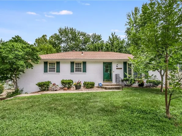 1303 Milwaukee St, Excelsior Springs, MO 64024