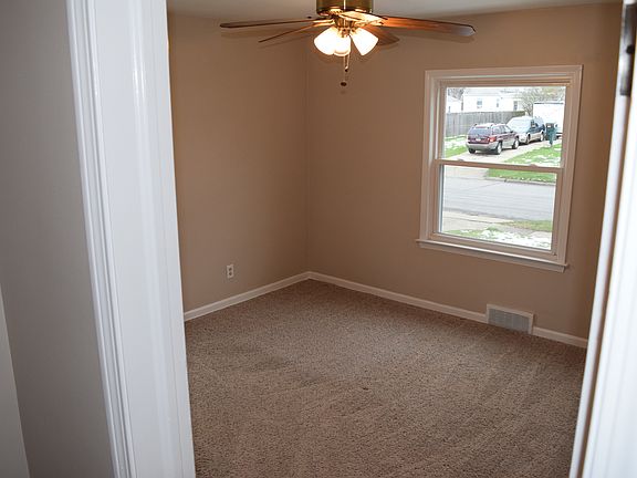 4th image of 2352 11th St